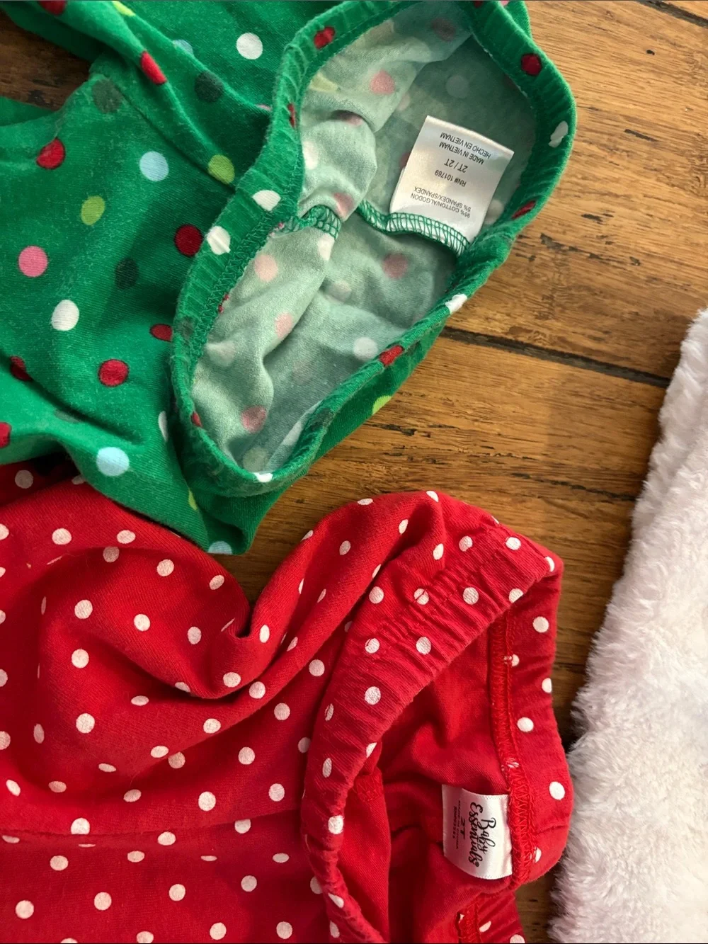Red & Green Holiday Girls Bundle Matching Set 2T